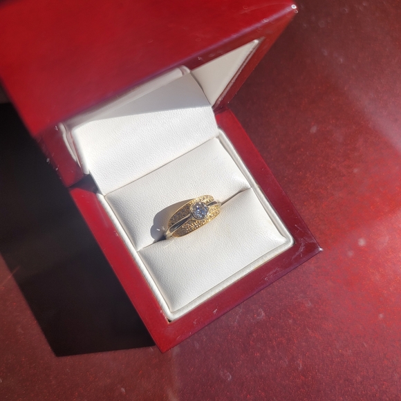 Diamond ring recently appraised - Picture 3 of 4